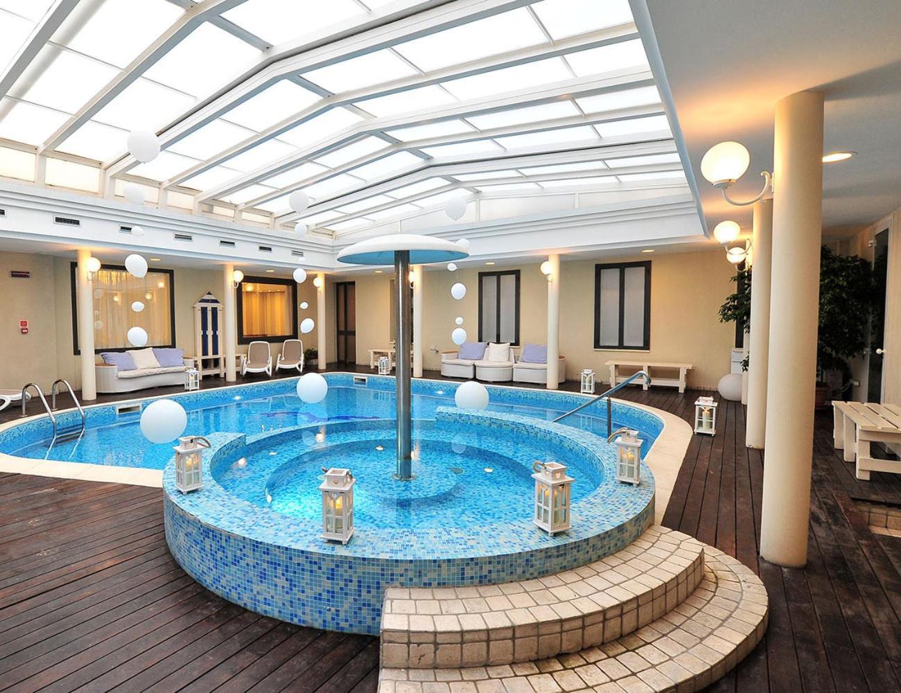 Hotel Agostini Белариа-Игеа Марина Екстериор снимка