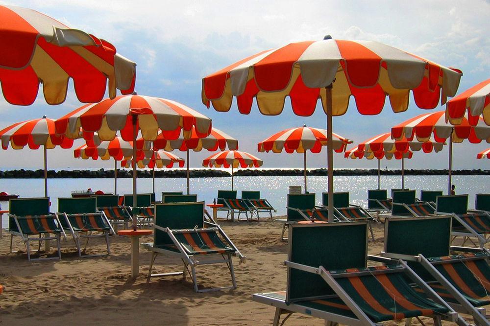 Hotel Agostini Белариа-Игеа Марина Екстериор снимка